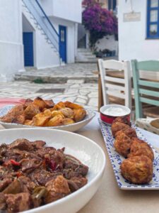 tinos-ta-kalitera-meri-gia-fagito